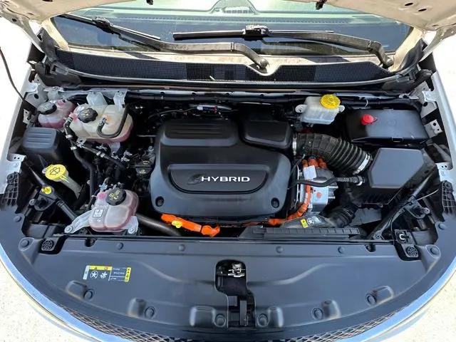2020 Chrysler Pacifica Hybrid Limited