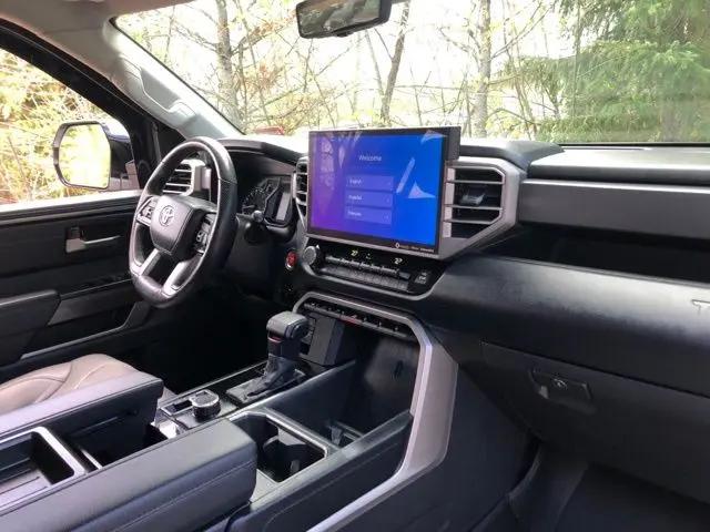 2024 Toyota Tundra SR5