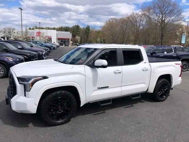 2024 Toyota Tundra SR5