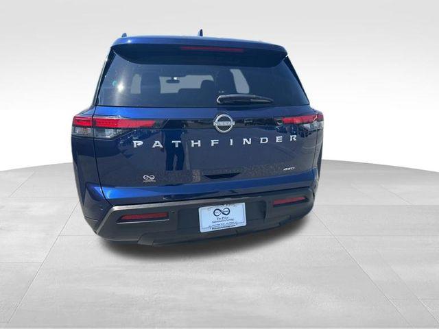 2025 Nissan Pathfinder SV 4WD