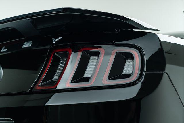 2013 Ford 500 Coupe