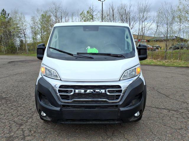 2025 Ram ProMaster 2500 Cargo Van Tradesman Low Roof 136" WB w/Pass Seat