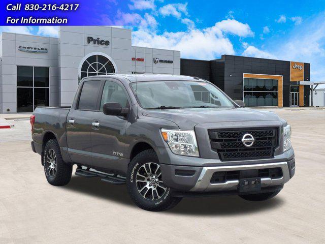 2021 Nissan Titan Crew Cab SV 4x2 for sale in Floresville, TX