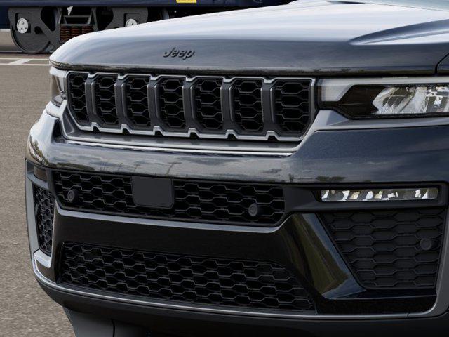 2026 Jeep Grand Cherokee 85th Anniversay Edition 4x4
