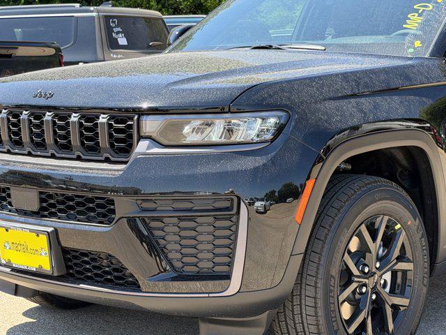 2026 Jeep Grand Cherokee Altitude 4x4