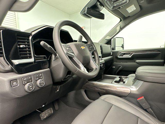 2026 Chevrolet Silverado 3500HD Crew Cab, Standard Bed, LTZ, 4WD