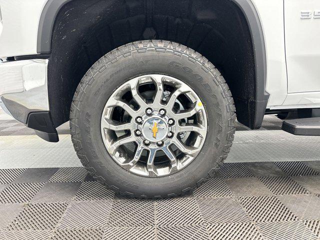 2026 Chevrolet Silverado 3500HD Crew Cab, Standard Bed, LTZ, 4WD