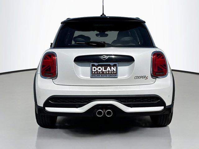 2023 MINI Hardtop Cooper S