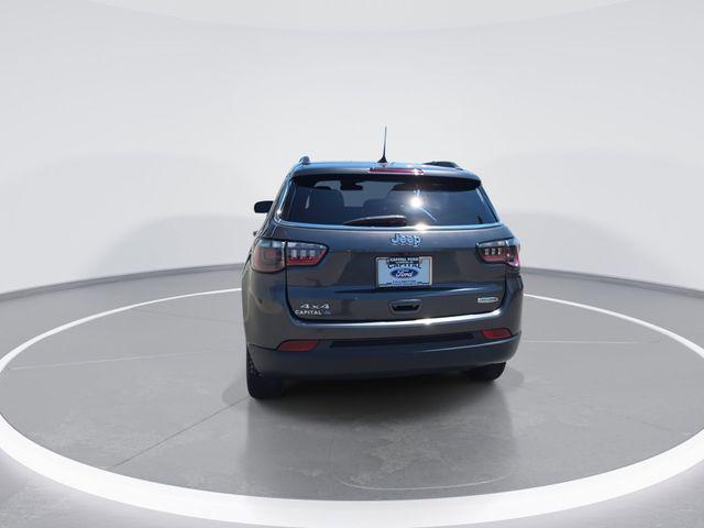 2022 Jeep Compass Latitude Lux 4x4