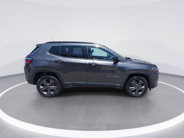 2022 Jeep Compass Latitude Lux 4x4