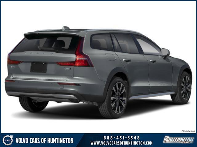 2026 Volvo V60 Cross Country Ultra, B5 AWD Gas (mild hybrid)
