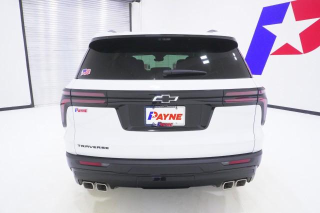 2026 Chevrolet Traverse FWD LT