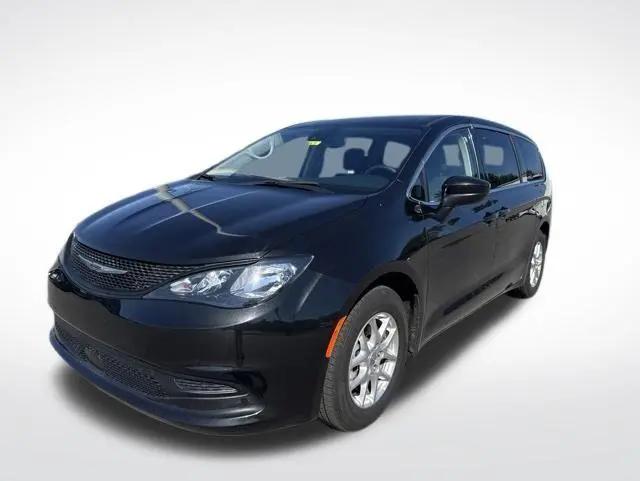 2023 Chrysler Voyager LX for sale in Radcliff, KY