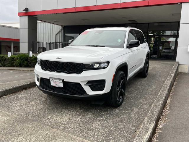 2023 Jeep Grand Cherokee Altitude 4x4