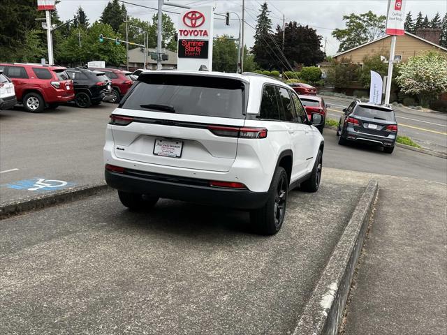 2023 Jeep Grand Cherokee Altitude 4x4