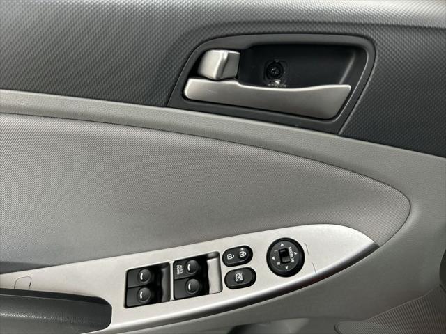 2017 Hyundai Accent Value Edition