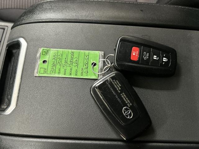 2023 Toyota Highlander LE