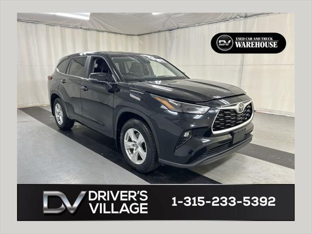 2023 Toyota Highlander LE for sale in CICERO, NY