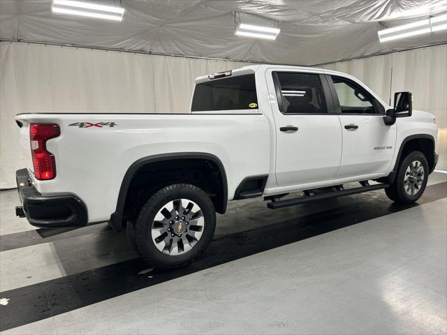 2024 Chevrolet Silverado 2500HD 4WD Crew Cab Standard Bed Custom