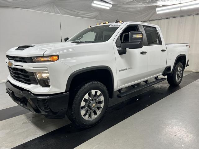 2024 Chevrolet Silverado 2500HD 4WD Crew Cab Standard Bed Custom