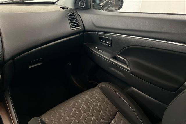 2025 Mitsubishi Outlander Sport 2.0 ES AWC