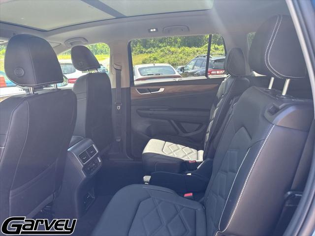 2026 Volkswagen Atlas SE with Technology