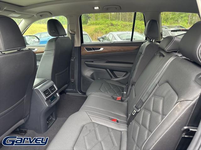 2026 Volkswagen Atlas SE with Technology