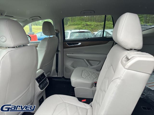 2026 Volkswagen Atlas SE with Technology