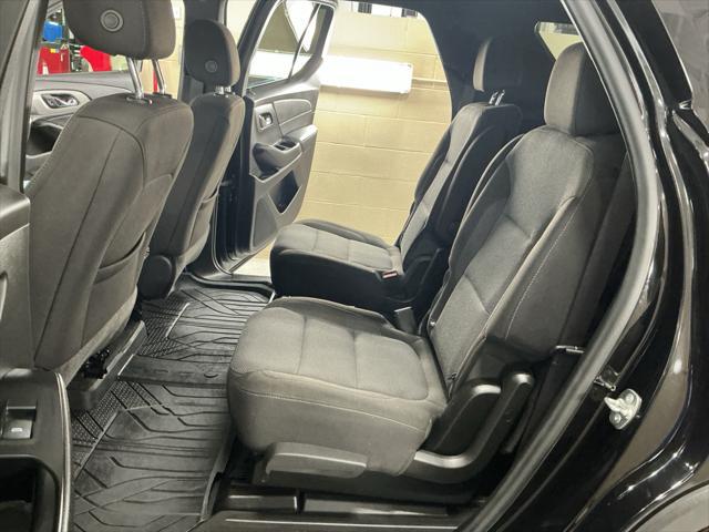 2023 Chevrolet Traverse FWD LT Cloth