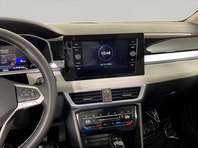 2025 Volkswagen Taos 1.5T SE