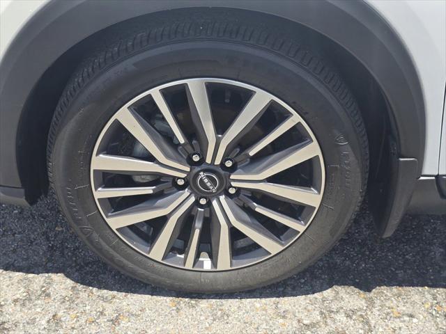 2024 Nissan Kicks SV Xtronic CVT
