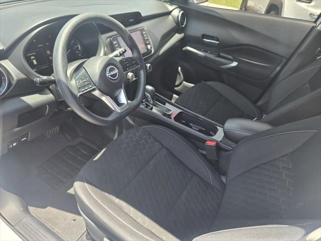 2024 Nissan Kicks SV Xtronic CVT