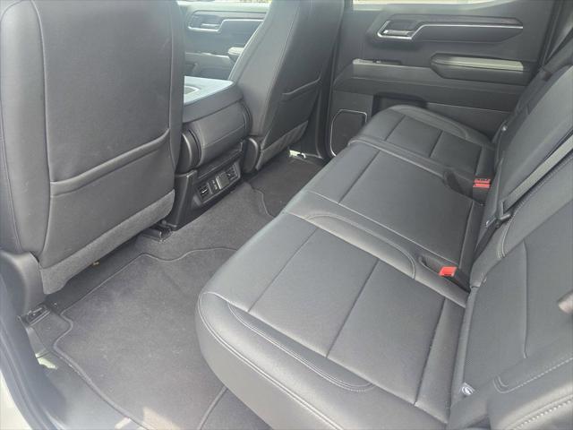 2025 GMC Sierra 1500 4WD Crew Cab Short Box SLT