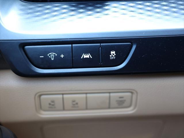 2024 Kia Carnival MPV LX Seat Package