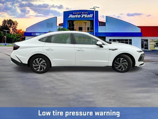 2026 Hyundai Sonata Hybrid Blue