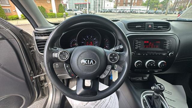 2016 Kia Soul Base