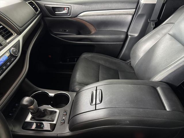 2019 Toyota Highlander Hybrid Limited Platinum