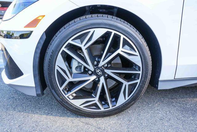 2024 Hyundai IONIQ 6 SEL