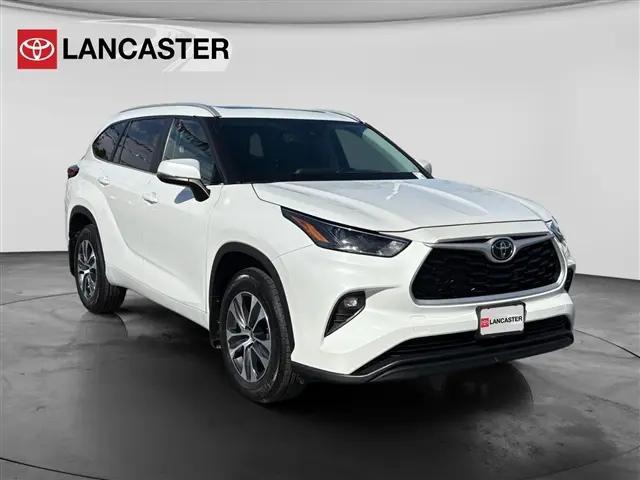 2023 Toyota Highlander L for sale in Lancaster, CA