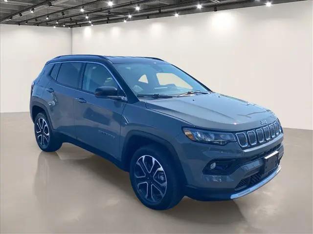 2022 Jeep Compass Limited 4x4 for sale in Williamsville, NY