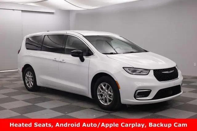 2025 Chrysler Pacifica Select for sale in Granger, IA