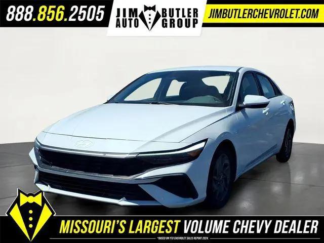 2024 Hyundai Elantra SEL for sale in Fenton, MO