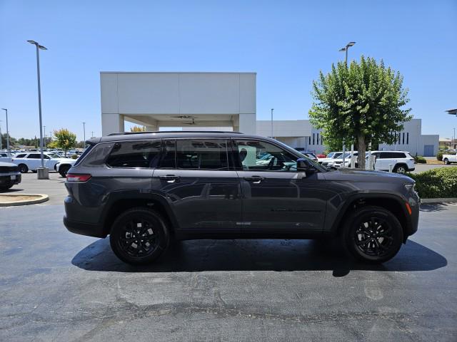 2026 Jeep Grand Cherokee L Altitude 4x4