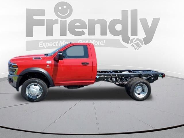 2026 RAM 5500 Chassis RAM 5500 TRADESMAN CHASSIS REGULAR CAB 4X4 60 CA