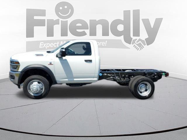 2026 RAM 5500 Chassis RAM 5500 TRADESMAN CHASSIS REGULAR CAB 4X4 60 CA