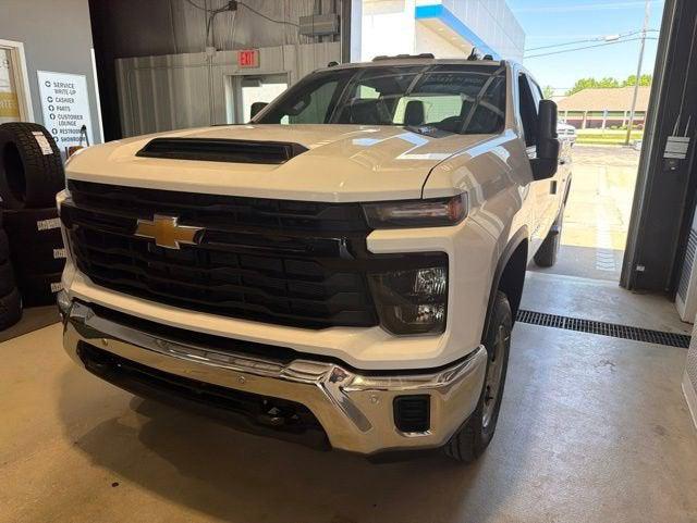 2026 Chevrolet Silverado 2500HD Crew Cab, Standard Bed, WT, 4WD
