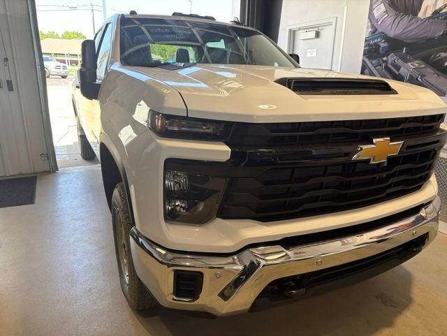 2026 Chevrolet Silverado 2500HD Crew Cab, Standard Bed, WT, 4WD