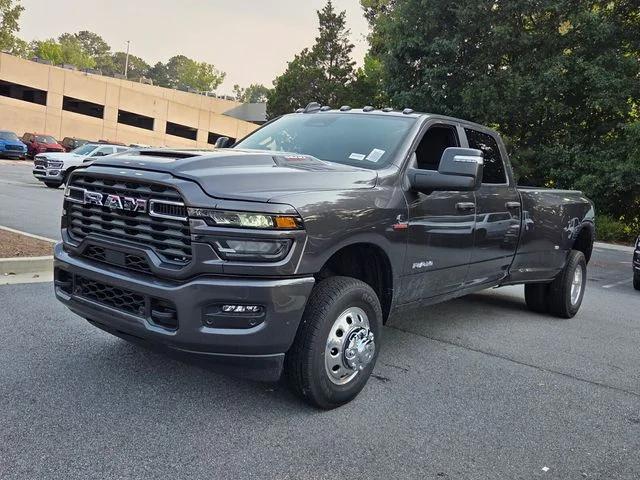 2026 RAM 3500 RAM 3500 BIG HORN CREW CAB 4X4 8 BOX