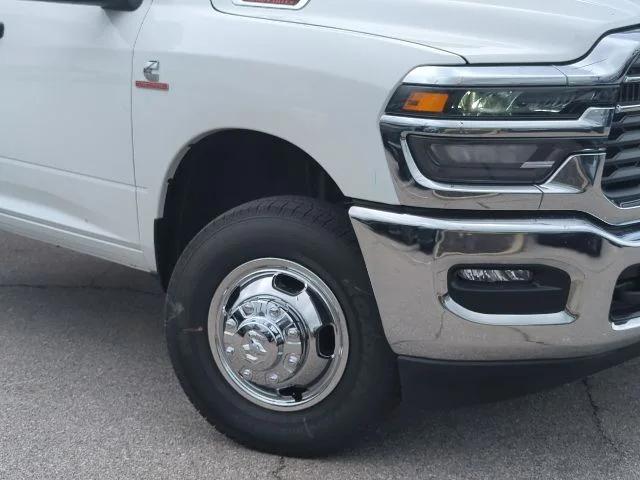 2026 RAM 3500 Chassis RAM 3500 TRADESMAN CREW CAB CHASSIS 4X4 60 CA
