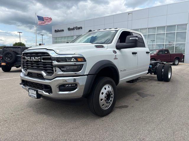 2026 RAM 5500 Chassis RAM 5500 BIG HORN CHASSIS CREW CAB 4X4 84 CA